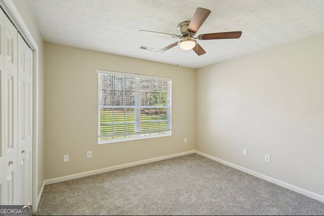 86 Esther Lane, Grantville, GA 30220