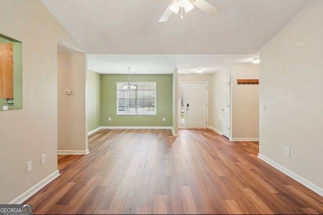 86 Esther Lane, Grantville, GA 30220