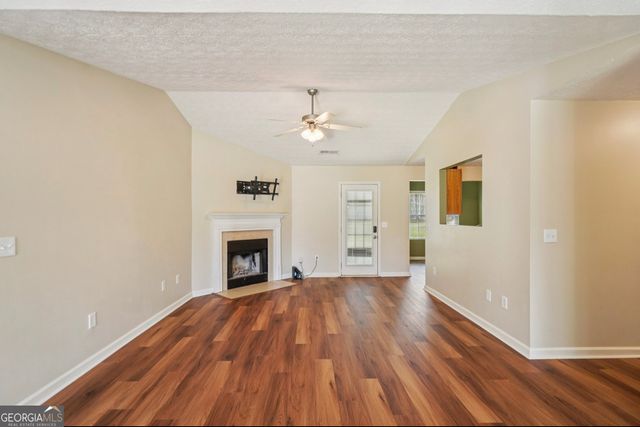 86 Esther Lane, Grantville, GA 30220