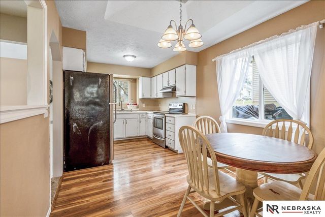 8406 S 142 Avenue, Omaha, NE 68138