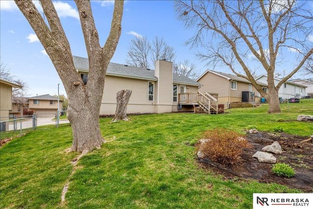 8406 S 142 Avenue, Omaha, NE 68138