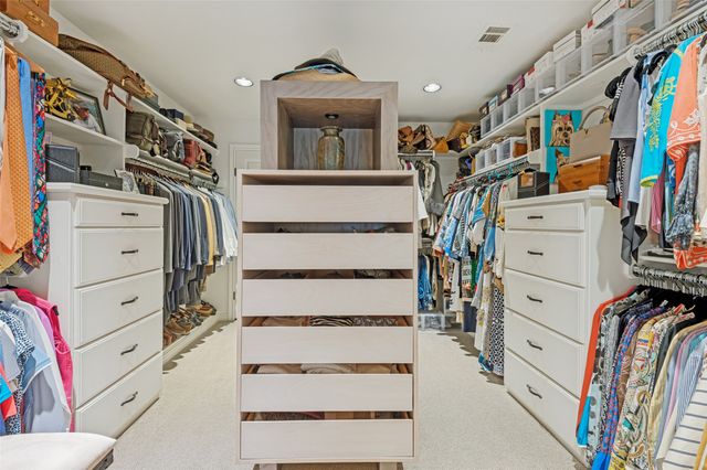 2405 Bluffview Court, Arlington, TX 76011