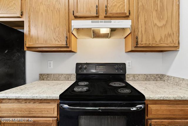 916 24TH Street W, Jacksonville, FL 32209