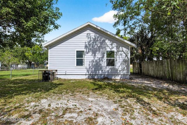 916 24TH Street W, Jacksonville, FL 32209