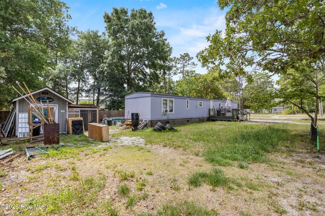 198 Sycamore Road, Southport, NC 28461
