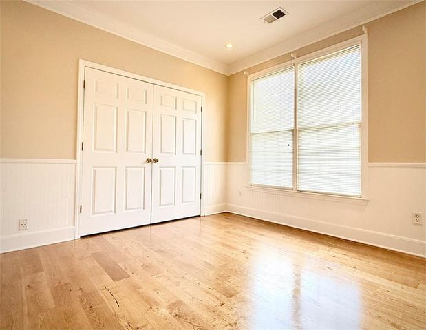 1147 Oakhurst Trail, Lawrenceville, GA 30043