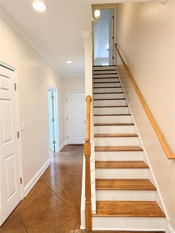 1147 Oakhurst Trail, Lawrenceville, GA 30043