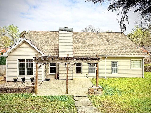 1147 Oakhurst Trail, Lawrenceville, GA 30043