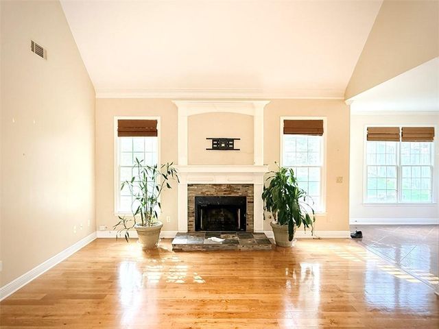 1147 Oakhurst Trail, Lawrenceville, GA 30043