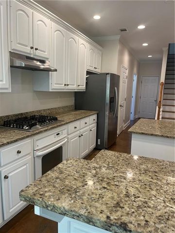 1147 Oakhurst Trail, Lawrenceville, GA 30043