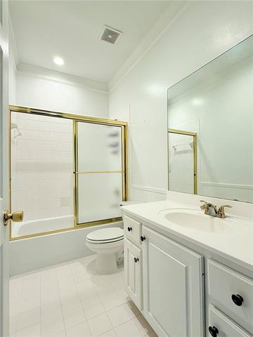 1147 Oakhurst Trail, Lawrenceville, GA 30043