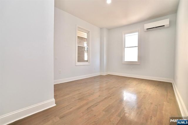 216 Peshine Avenue, Newark, NJ 07108