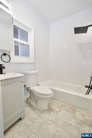 216 Peshine Avenue, Newark, NJ 07108