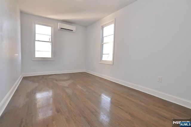 216 Peshine Avenue, Newark, NJ 07108