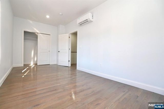 216 Peshine Avenue, Newark, NJ 07108