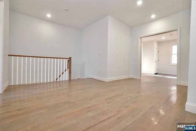 216 Peshine Avenue, Newark, NJ 07108