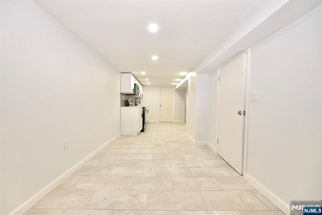 216 Peshine Avenue, Newark, NJ 07108