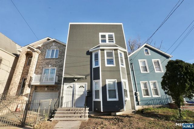 216 Peshine Avenue, Newark, NJ 07108