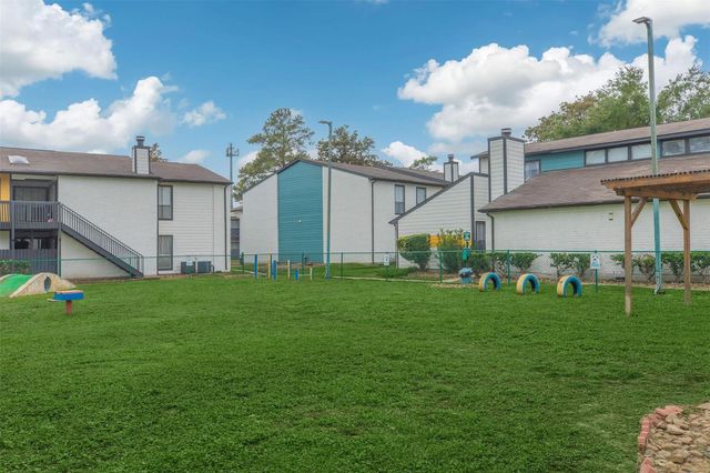 21717 Inverness Forest Boulevard 710, Houston, TX 77073