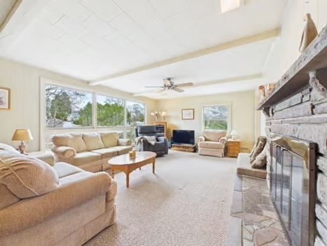264 Appleton Street, New Bedford, MA 02745