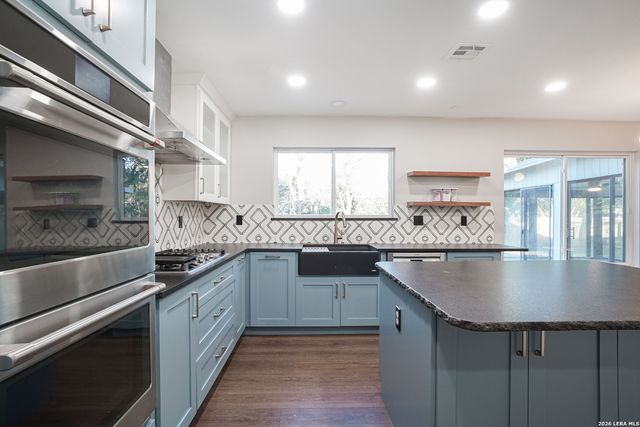 14134 Oakland Mills, San Antonio, TX 78231