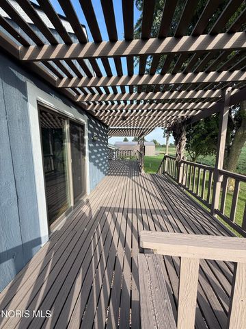 21630 W Trowbridge Road, Martin, OH 43445