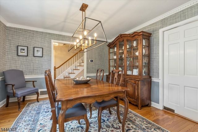 567 Lawrence Ave, Westfield Town, NJ 07090