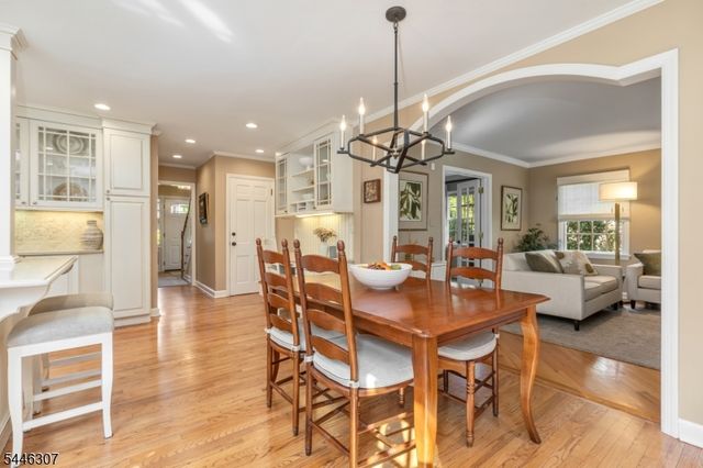 567 Lawrence Ave, Westfield Town, NJ 07090