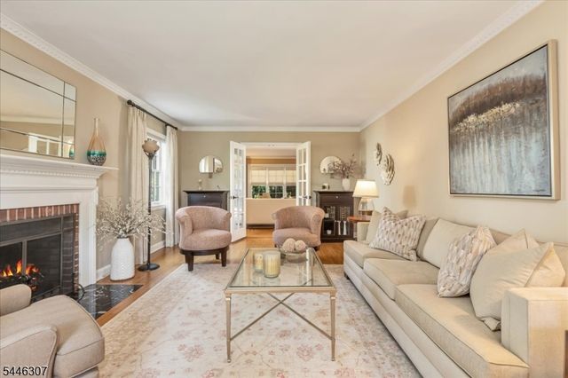 567 Lawrence Ave, Westfield Town, NJ 07090