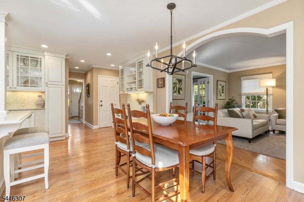 567 Lawrence Ave, Westfield Town, NJ 07090 — photo 5
