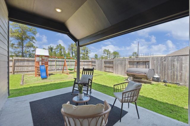 15419 Surrey Pines Lane, Houston, TX 77044