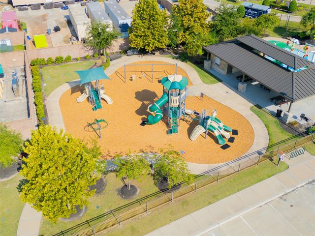 15419 Surrey Pines Lane, Houston, TX 77044