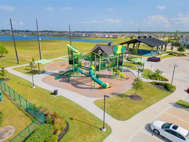 15419 Surrey Pines Lane, Houston, TX 77044