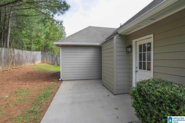 512 CAMDEN COVE CIRCLE, Calera, AL 35040