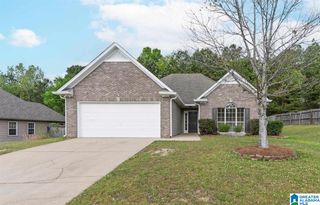 512 CAMDEN COVE CIRCLE, Calera, AL 35040