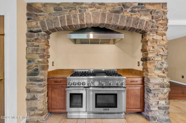 205 Frank Applegate Road, Jackson, NJ 08527