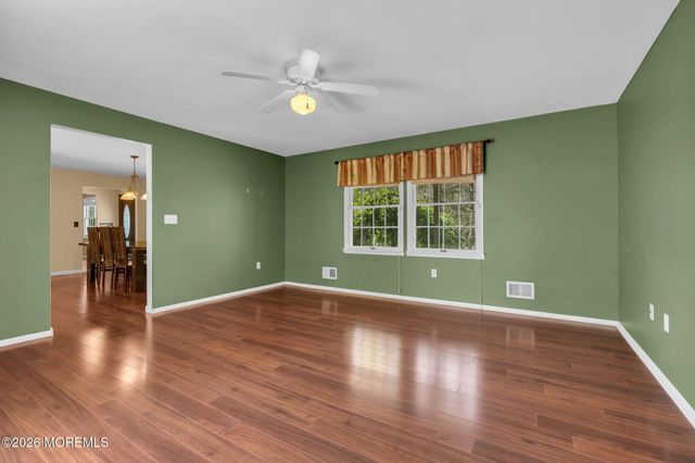 205 Frank Applegate Road, Jackson, NJ 08527
