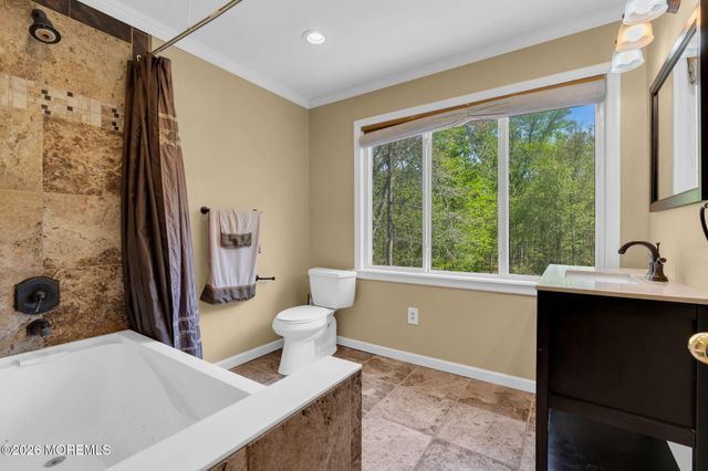 205 Frank Applegate Road, Jackson, NJ 08527