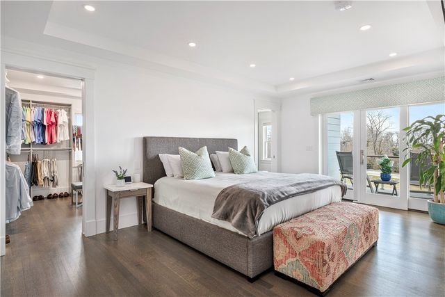 592 Tuckerman Avenue, Middletown, RI 02842