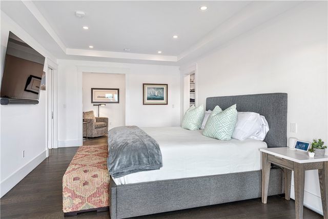 592 Tuckerman Avenue, Middletown, RI 02842