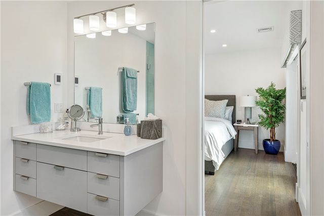 592 Tuckerman Avenue, Middletown, RI 02842