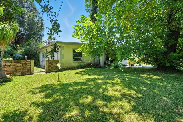 1990 LAKE DRIVE, New Smyrna Beach, FL 32168