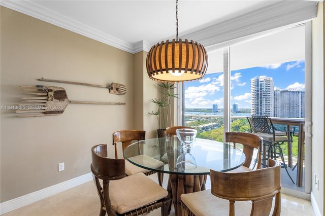 2600 Island Boulevard 1605, Aventura, FL 33160