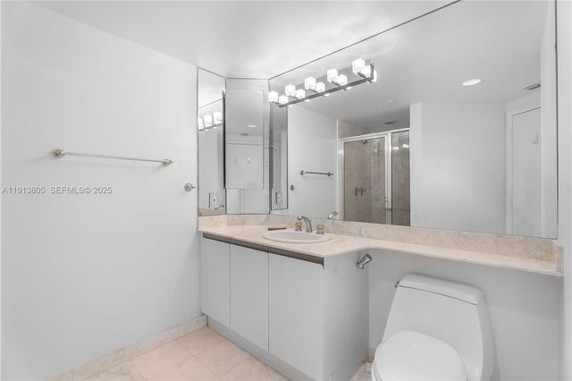 2600 Island Boulevard 1605, Aventura, FL 33160