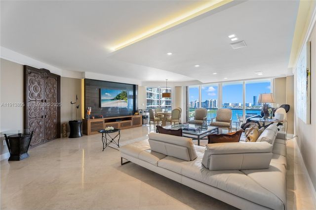2600 Island Boulevard 1605, Aventura, FL 33160