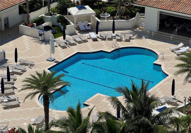 2600 Island Boulevard 1605, Aventura, FL 33160