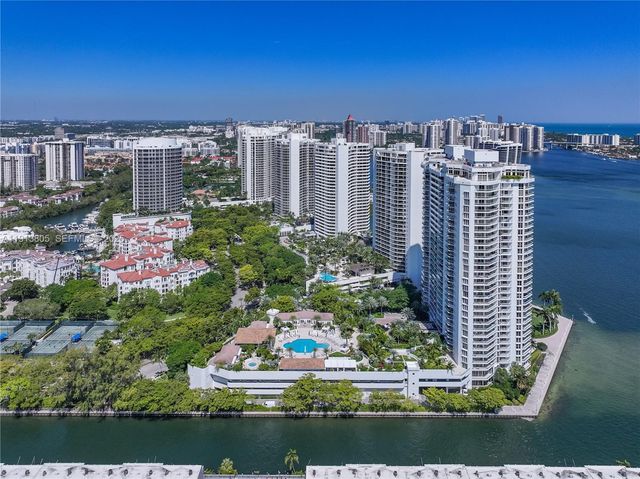 2600 Island Boulevard 1605, Aventura, FL 33160