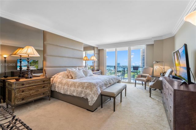 2600 Island Boulevard 1605, Aventura, FL 33160