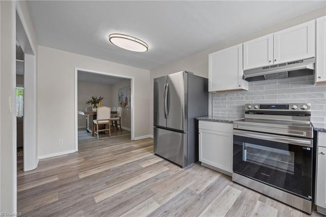 2218 Shadow Valley Road B, High Point, NC 27265
