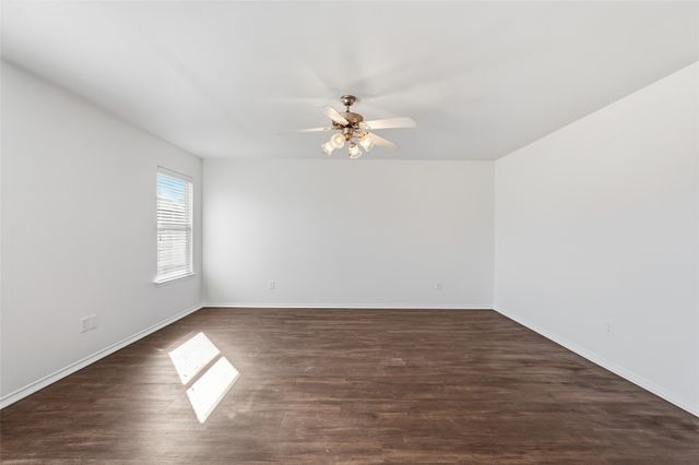 2008 Allyson Drive, Heartland, TX 75126